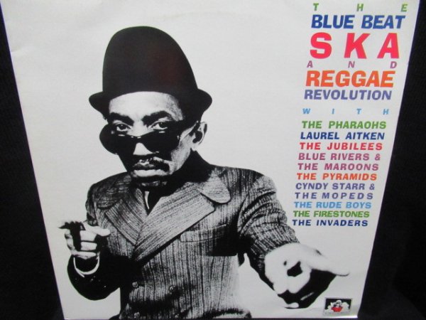 画像1: スキンヘッドUK廃盤★『THE BLUE BEAT SKA AND REGGAE REVOLUTION』 (1)